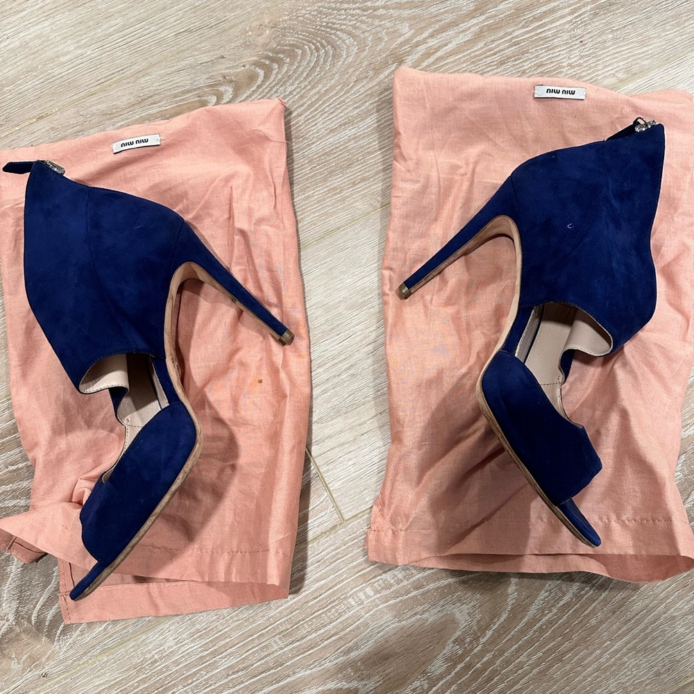 Gently Used Miu Miu Suede Heels In Navy - image 4